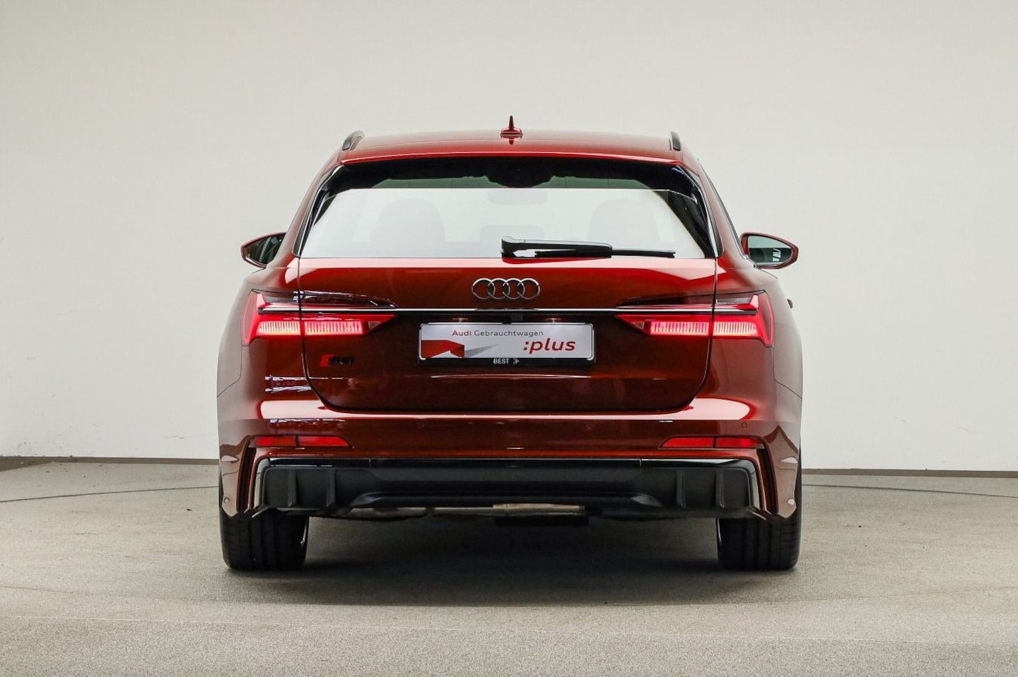 Bild über Audi S6 Avant TDI quattro tiptronic - für weitere Informationen kontaktieren Sie den Audi Partner
