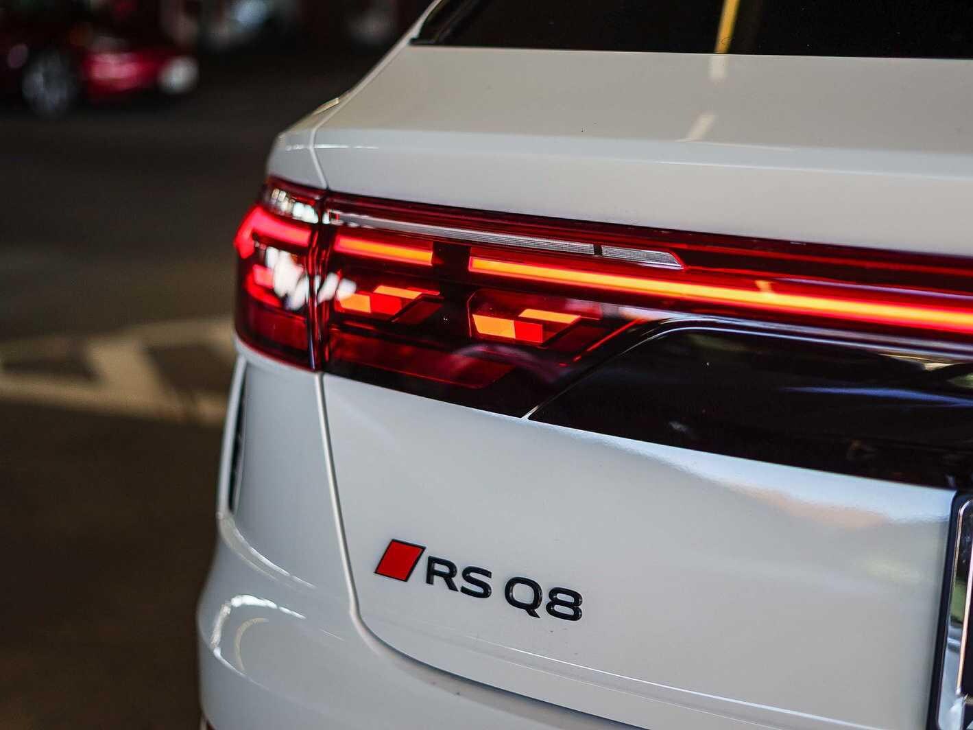 2025 Audi RS Q8 Base - Photo 9