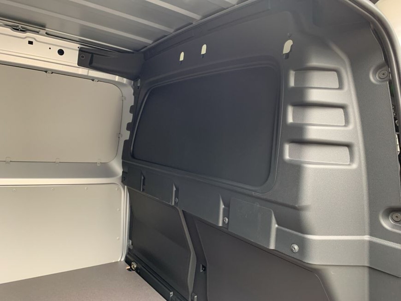 Volkswagen Caddy Maxi Cargo – Bild 21