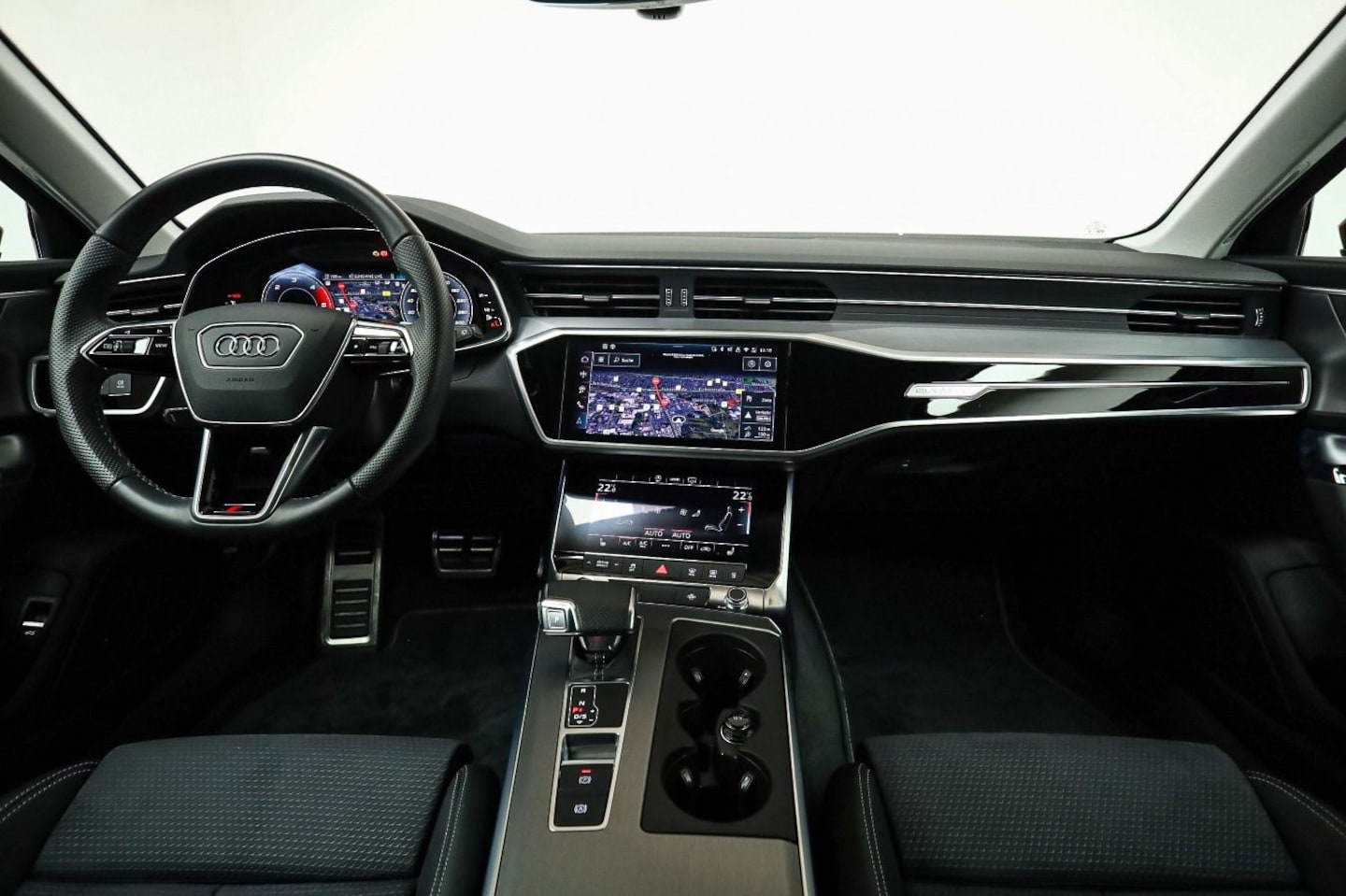 Bild über Audi S6 Avant TDI quattro tiptronic - für weitere Informationen kontaktieren Sie den Audi Partner