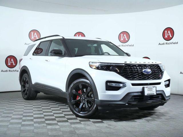 2023 Ford Explorer ST 4WD's photo