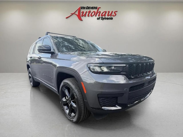 Photo of 2022 Jeep Grand Cherokee L 