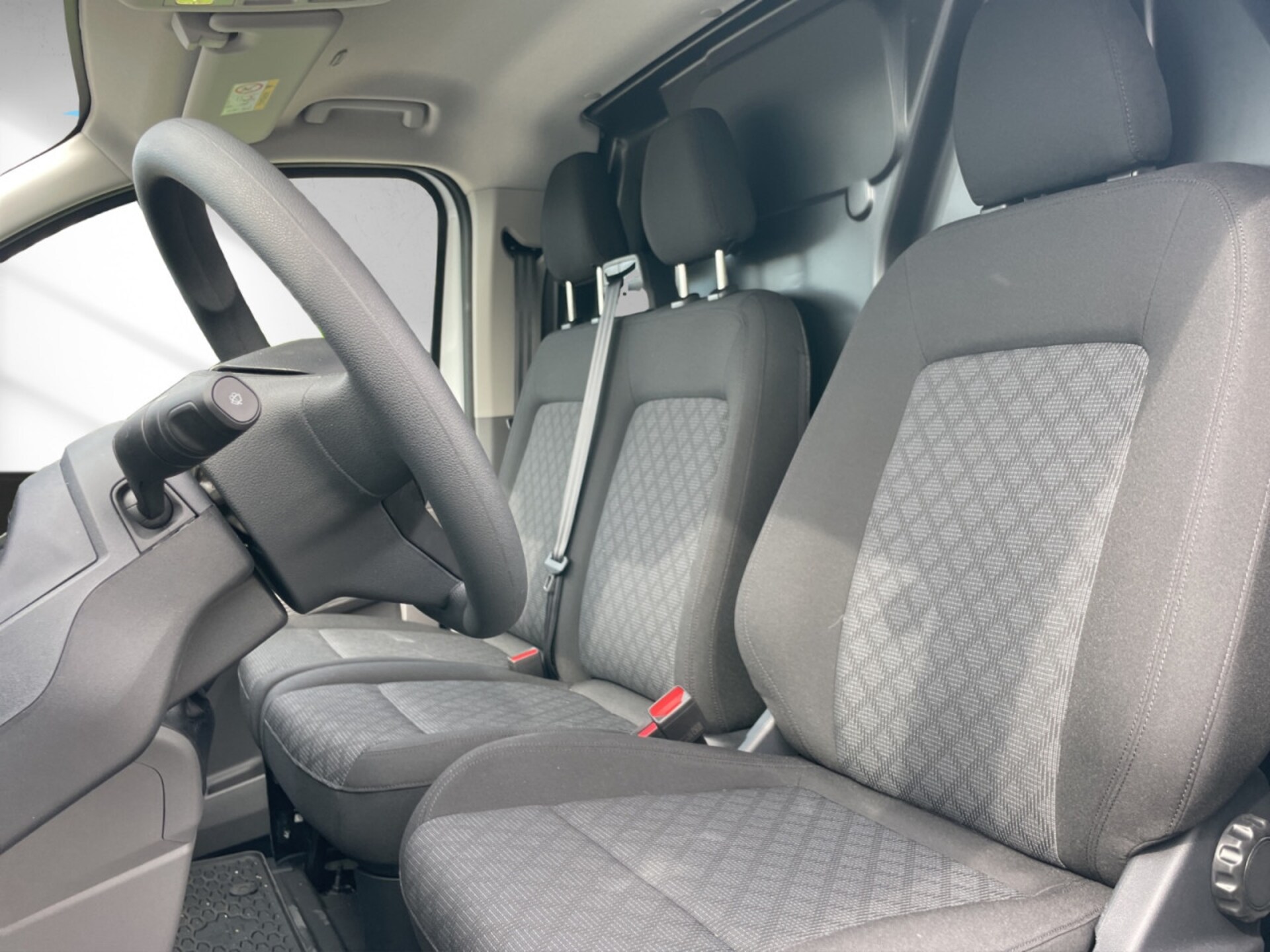 Volkswagen Transporter Kasten kurzer Radstand