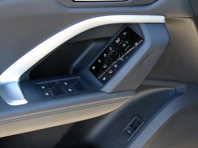 2025 AUDI Q5 - Image 26