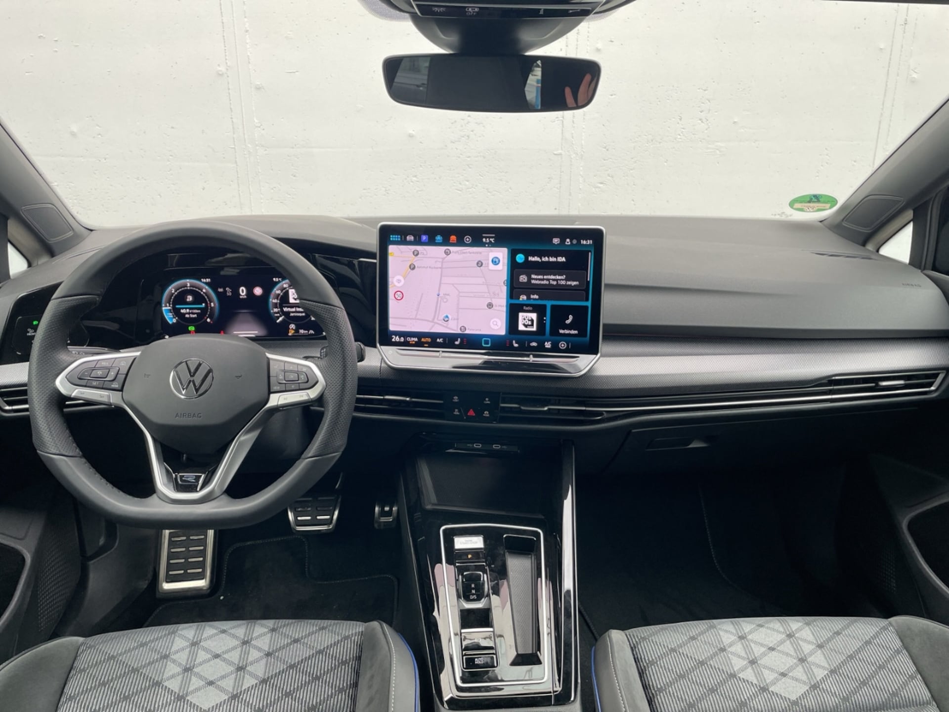 Volkswagen Golf Variant R-Line