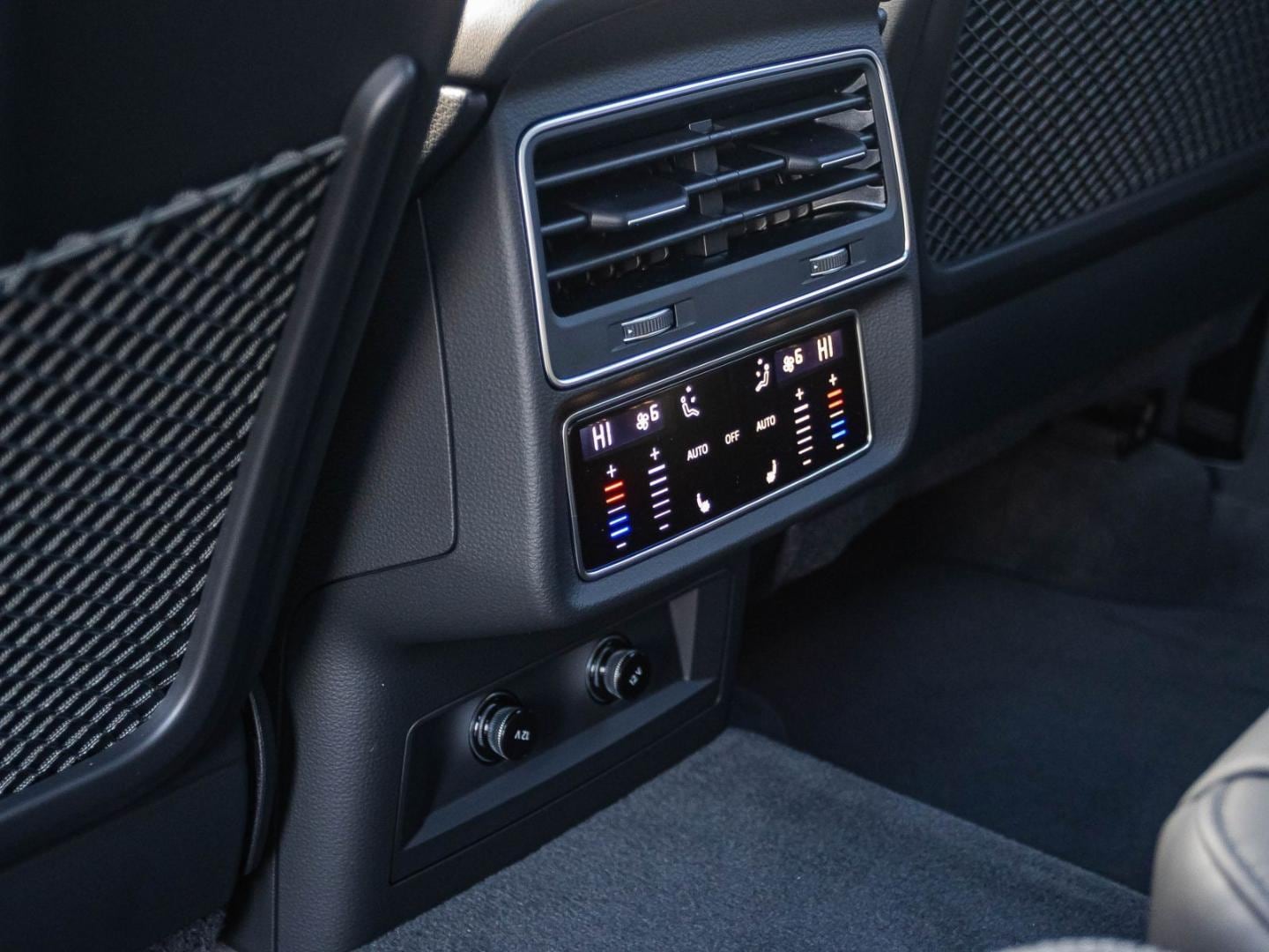 Bild über Audi Q7 SUV S line business TFSI quattro 250 kW tiptronic - für weitere Informationen kontaktieren Sie den Audi Partner