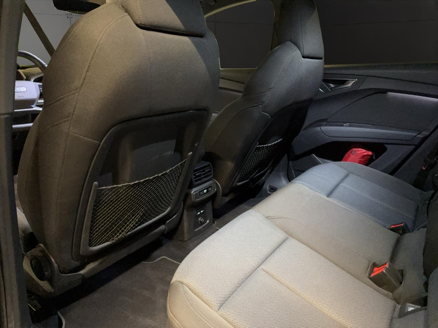 Image about Audi Q4 e-tron 40 e-tron 150,00 kW