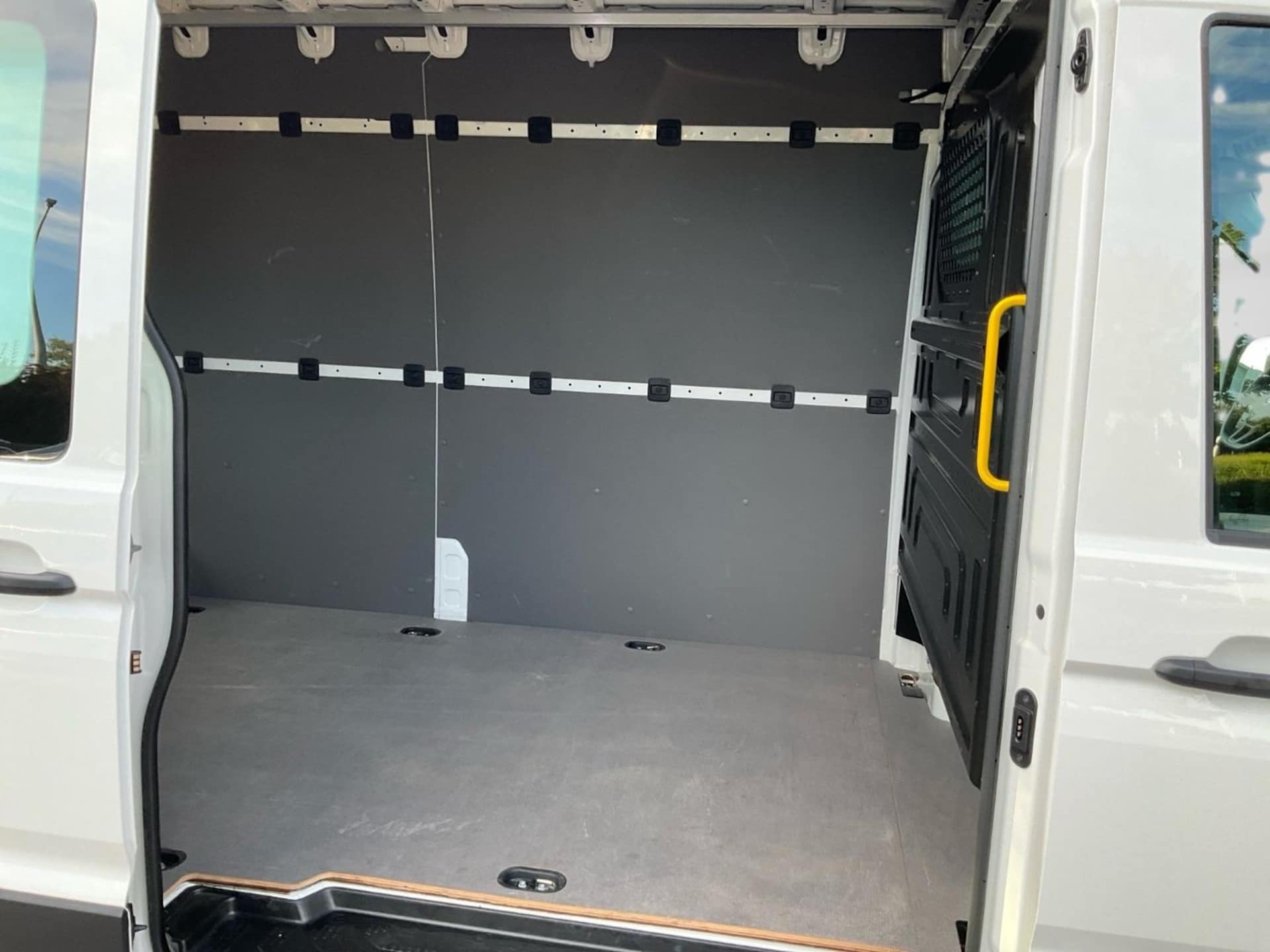 Volkswagen Crafter Kasten langer Radstand