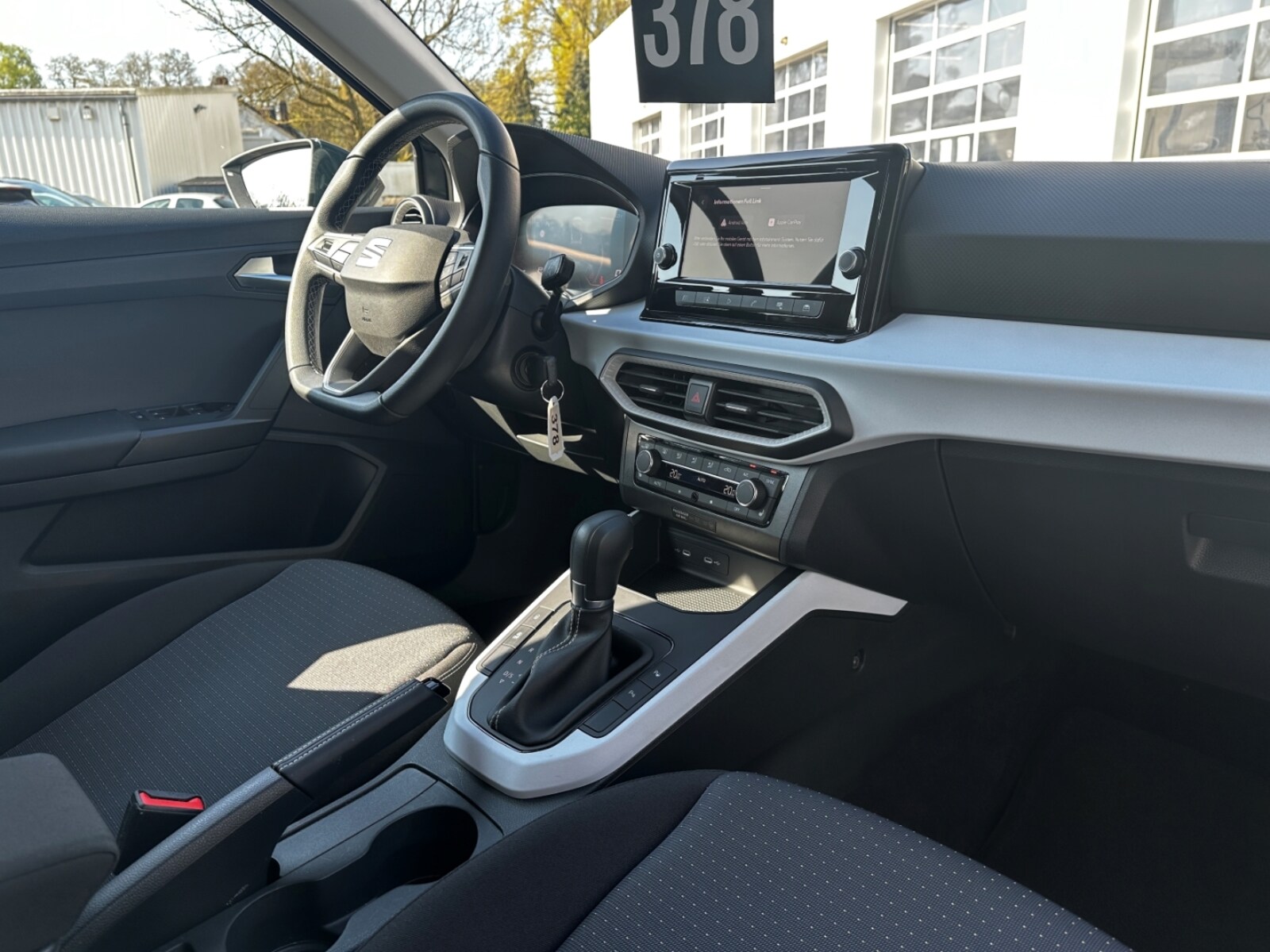 SEAT Arona – Bild 5