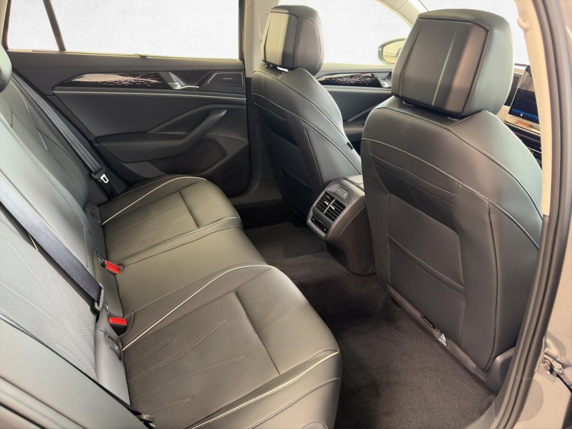 Volkswagen Passat Elegance