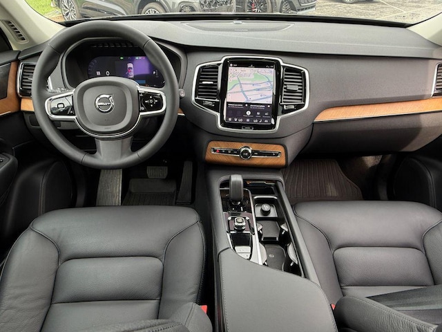 2023 Volvo XC90