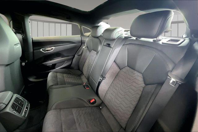 2026 Audi S e-tron GT Premium Plus - Photo 10