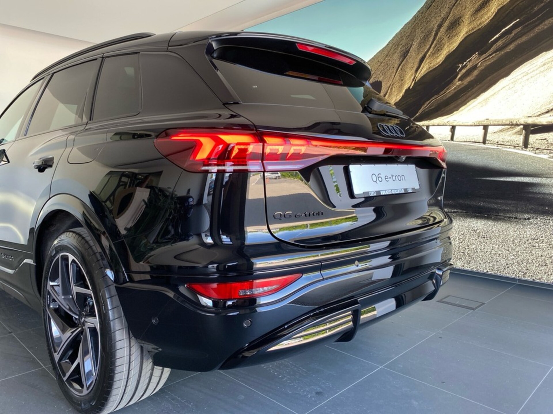 Audi Q6 SUV e-tron