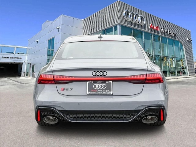 2025 Audi RS7 Sportback performance