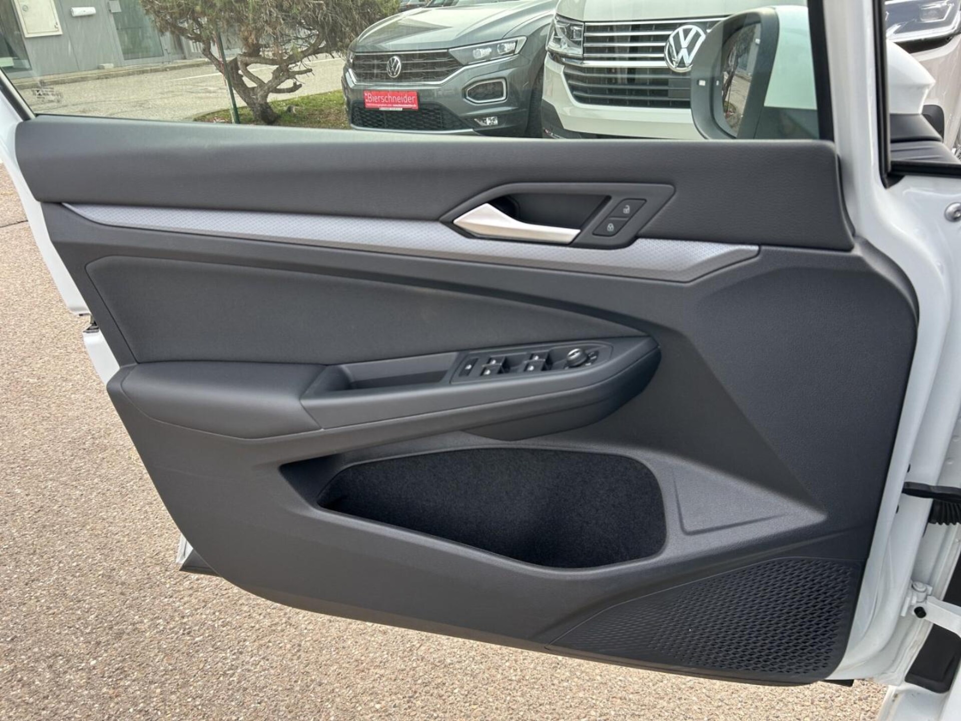Volkswagen Golf Active