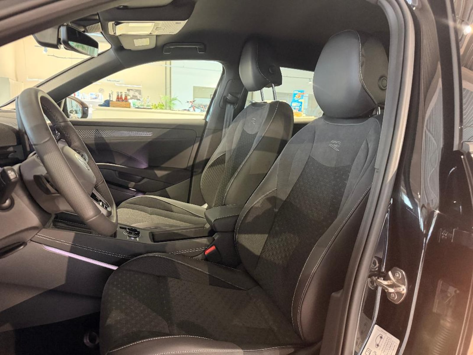Volkswagen T-Roc – Bild 13
