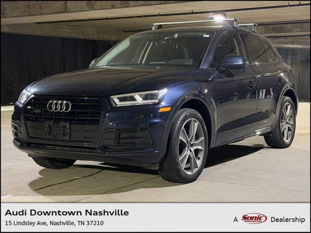 2019 Audi Q5 2.0T quattro S tronic Premium Plus's photo