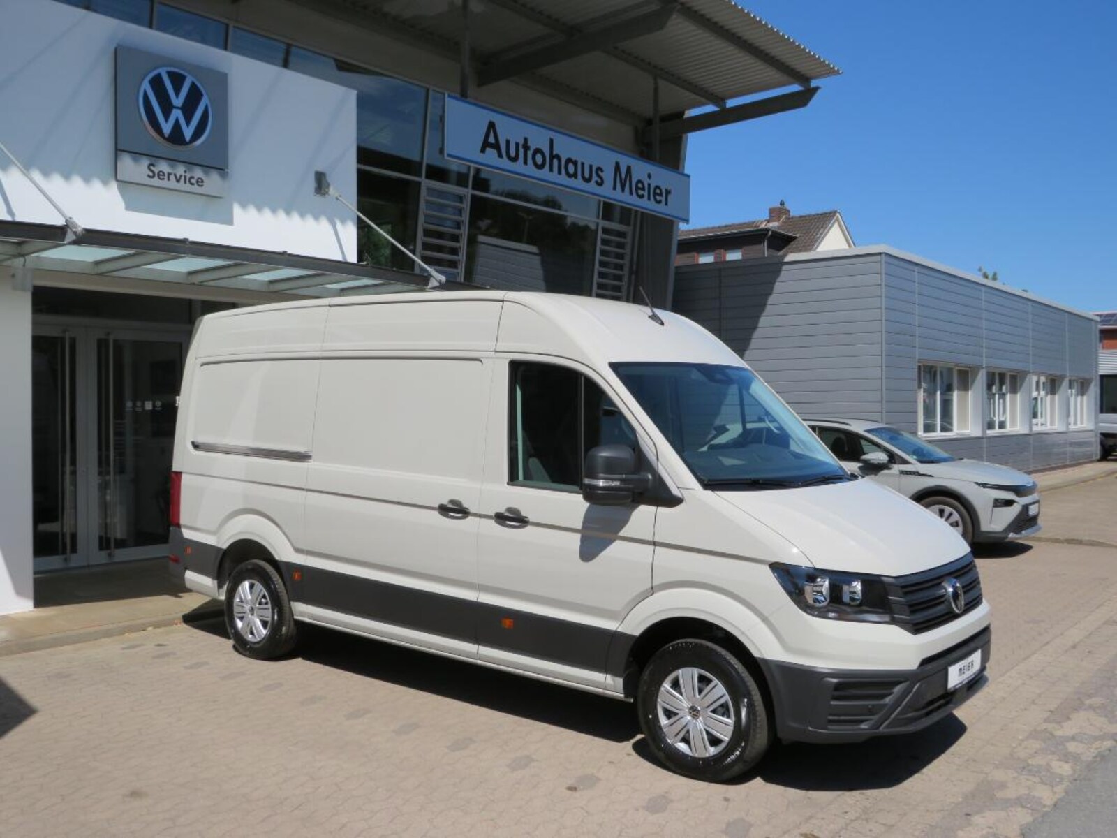 Volkswagen Crafter Kasten mittlerer Radstand – Bild 3