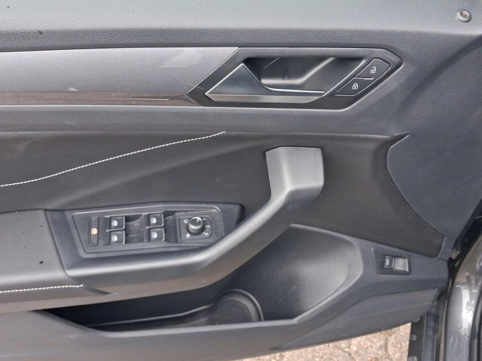 Volkswagen T-Roc – Bild 8