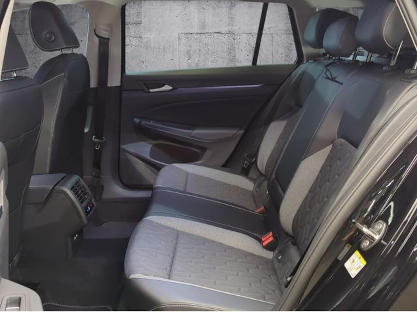 Volkswagen Golf Variant – Bild 11
