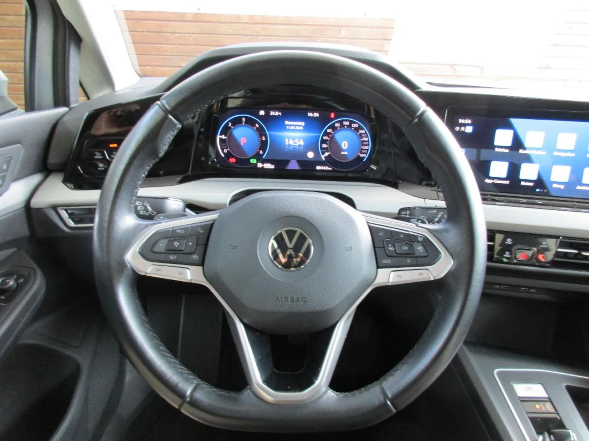 Volkswagen Golf Variant Life