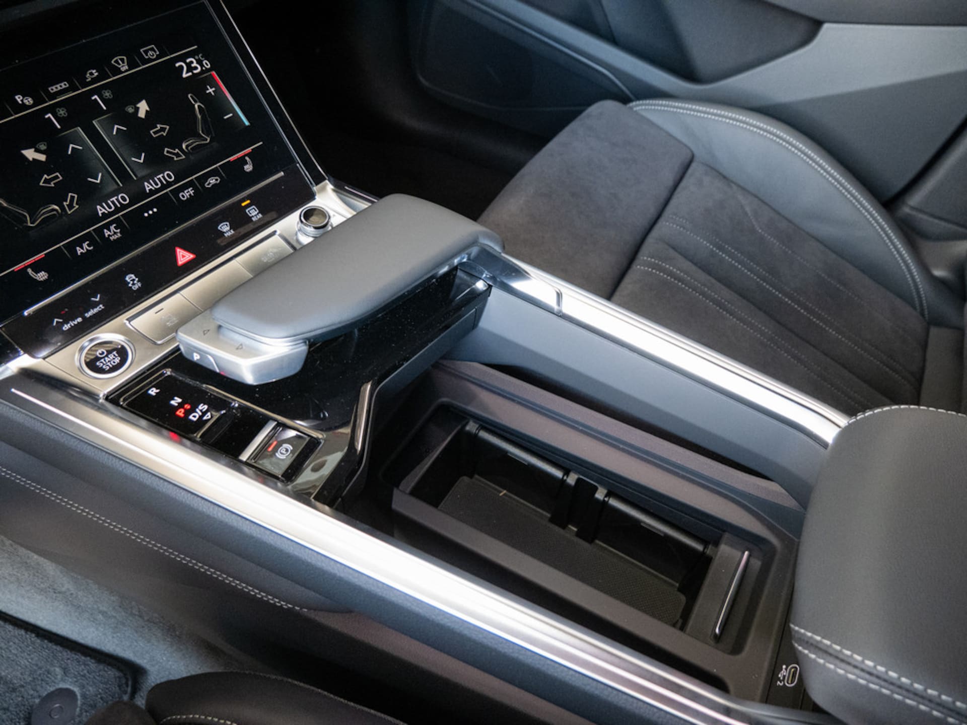 Audi Q8 e-tron S line
