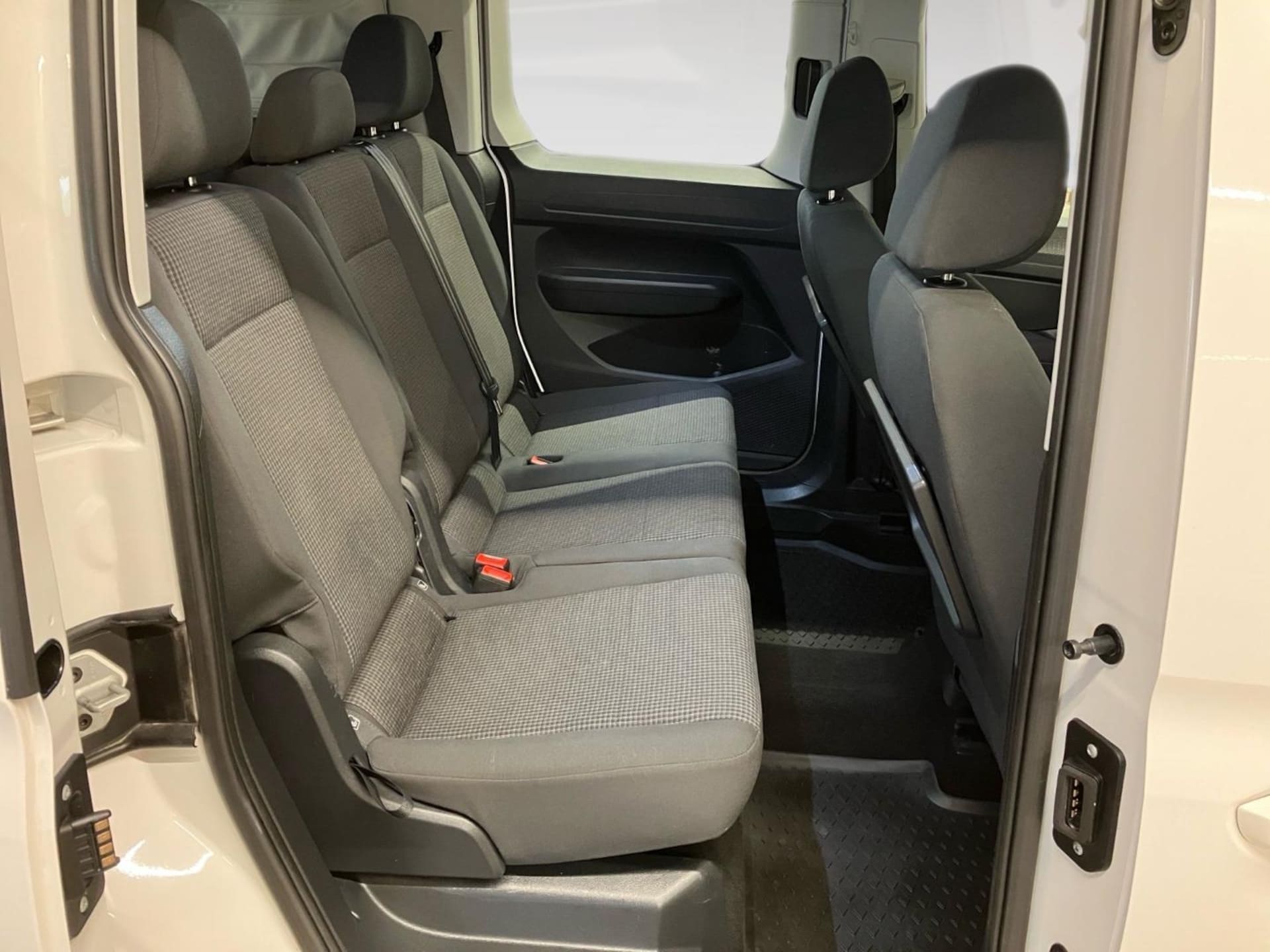 Volkswagen Caddy California