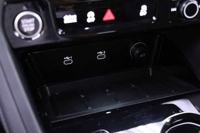 2025 Audi Q5 Premium - Photo 12