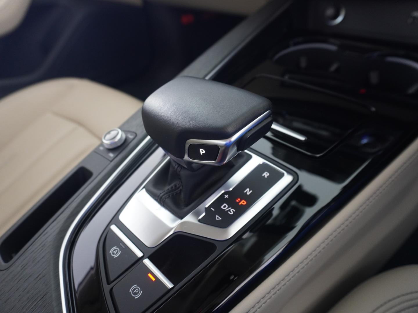Image about Audi A4 Sedan 40 TDI quattro advanced