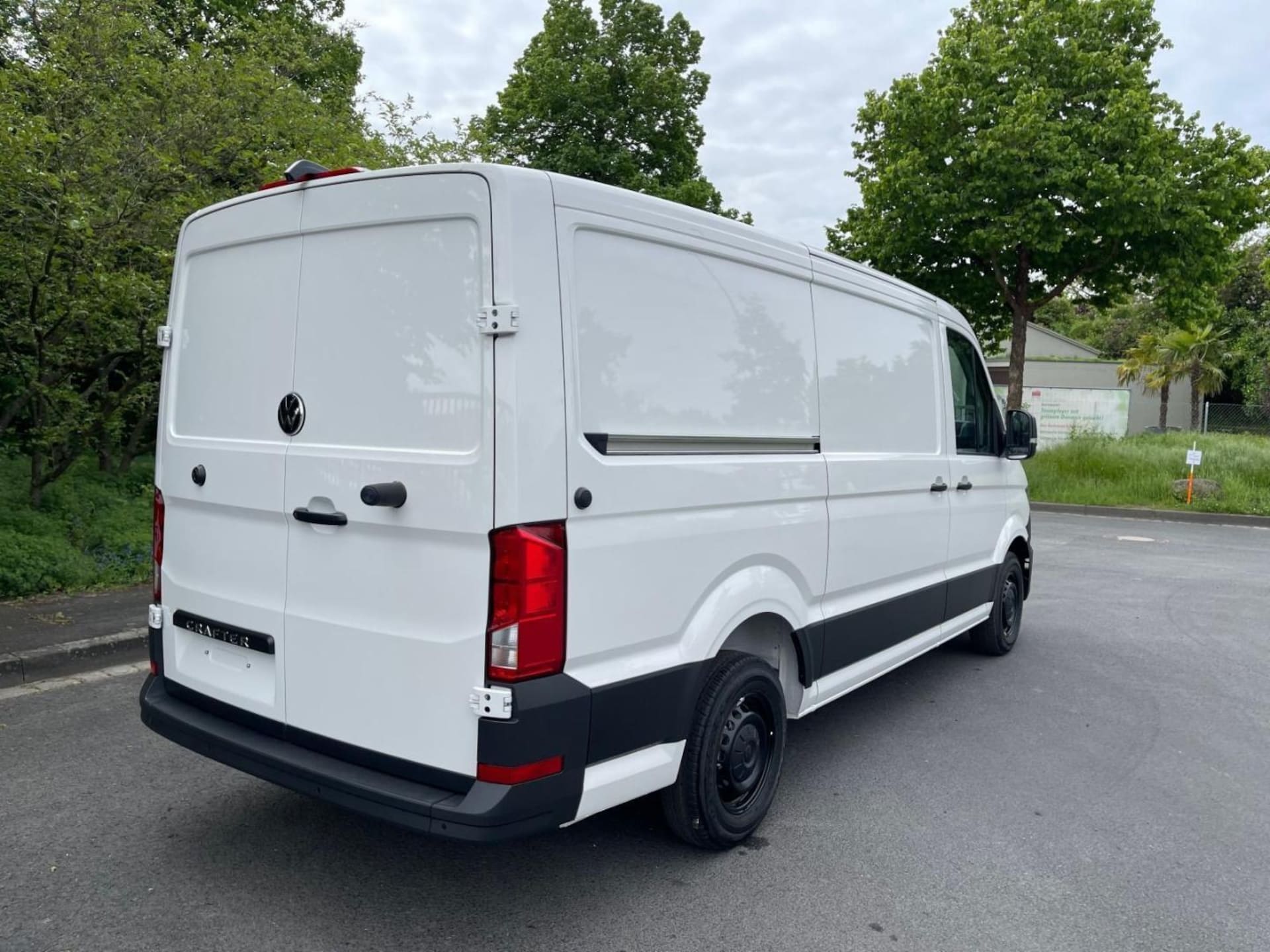 Volkswagen Crafter Kasten mittlerer Radstand