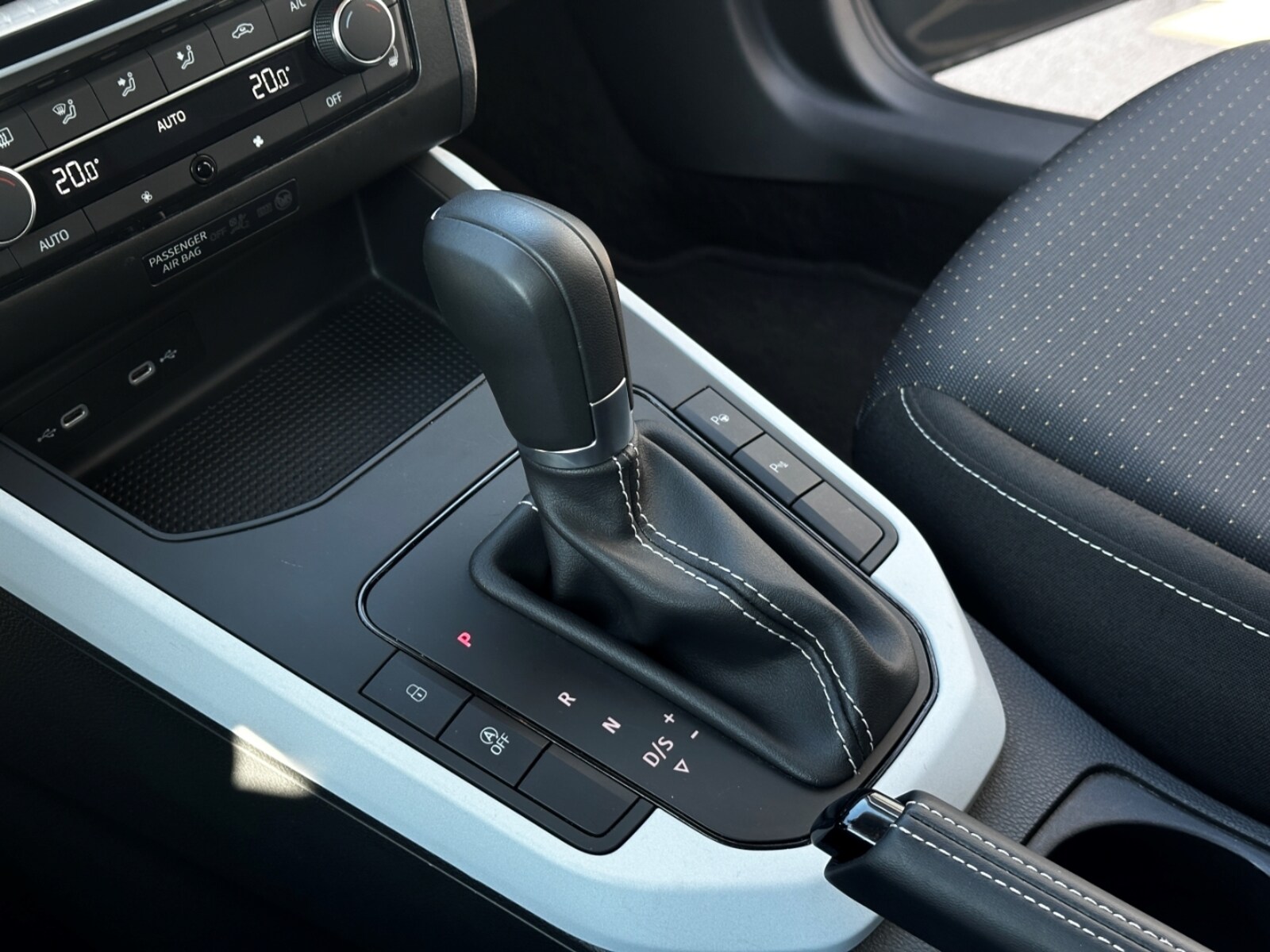 SEAT Arona – Bild 12