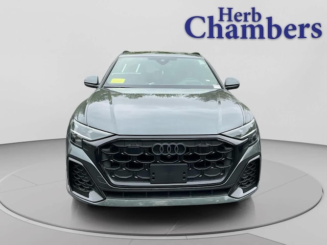 2026 Audi Q8
