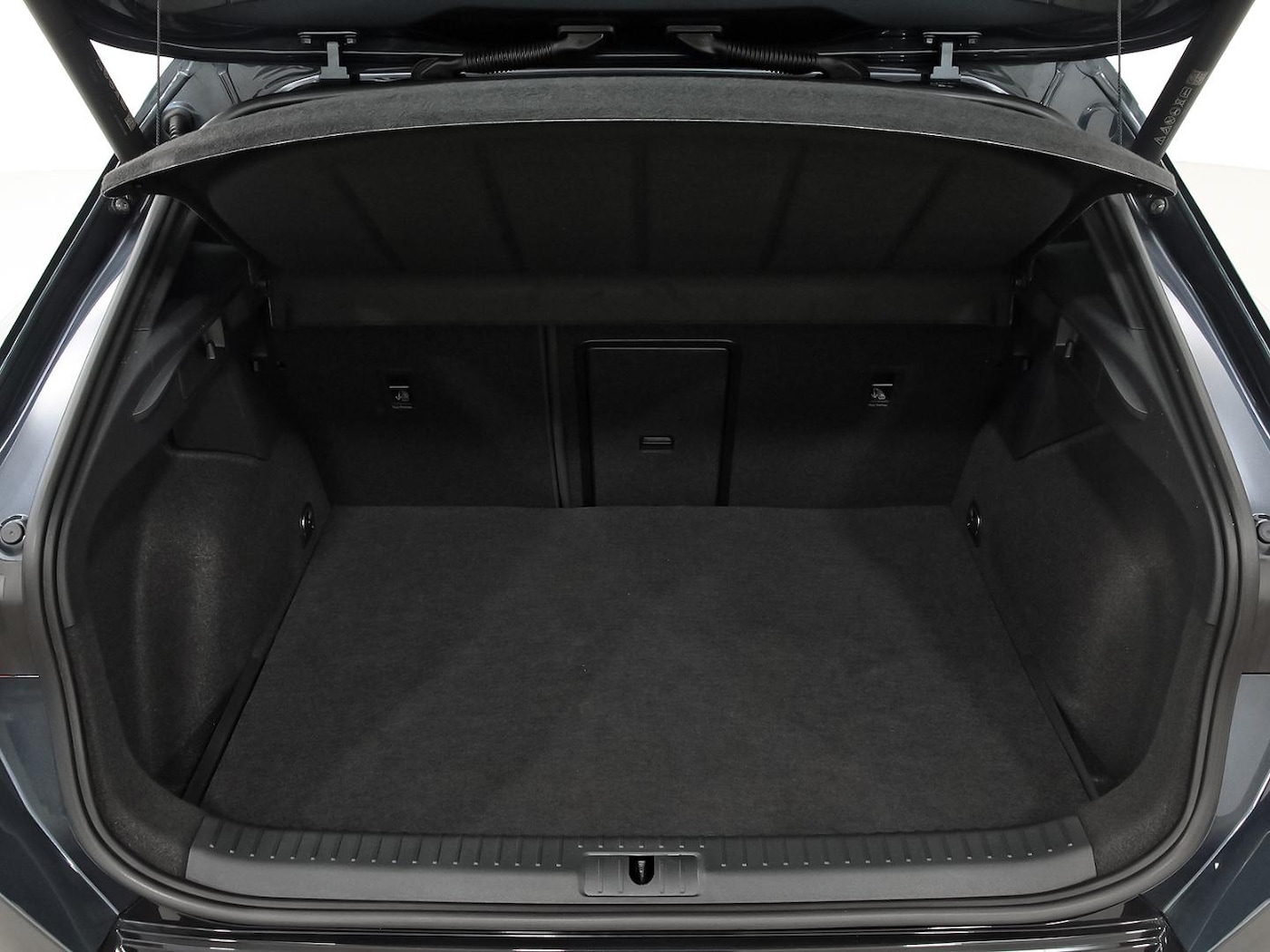 CUPRA Formentor 1.5 TSI e-Hybrid VZ DSG 200 kW (272 CV) — photo 7