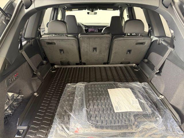 2026 Audi SQ7 Premium Plus - Photo 21
