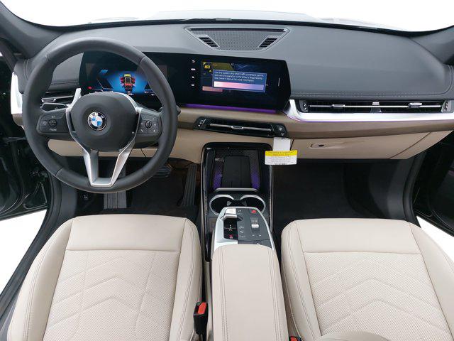 2025 BMW X1 28i - Photo 11