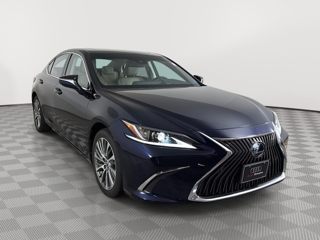 2019 Lexus ES