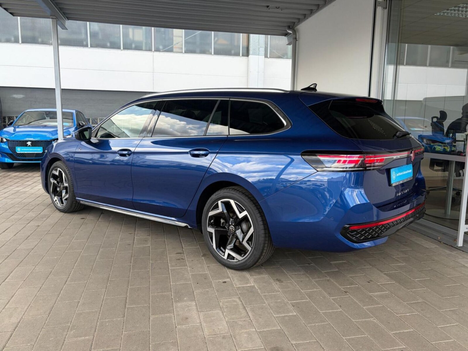 Volkswagen Passat – Bild 2