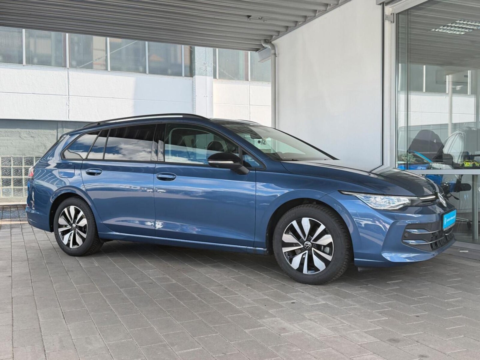 Volkswagen Golf Variant – Bild 3