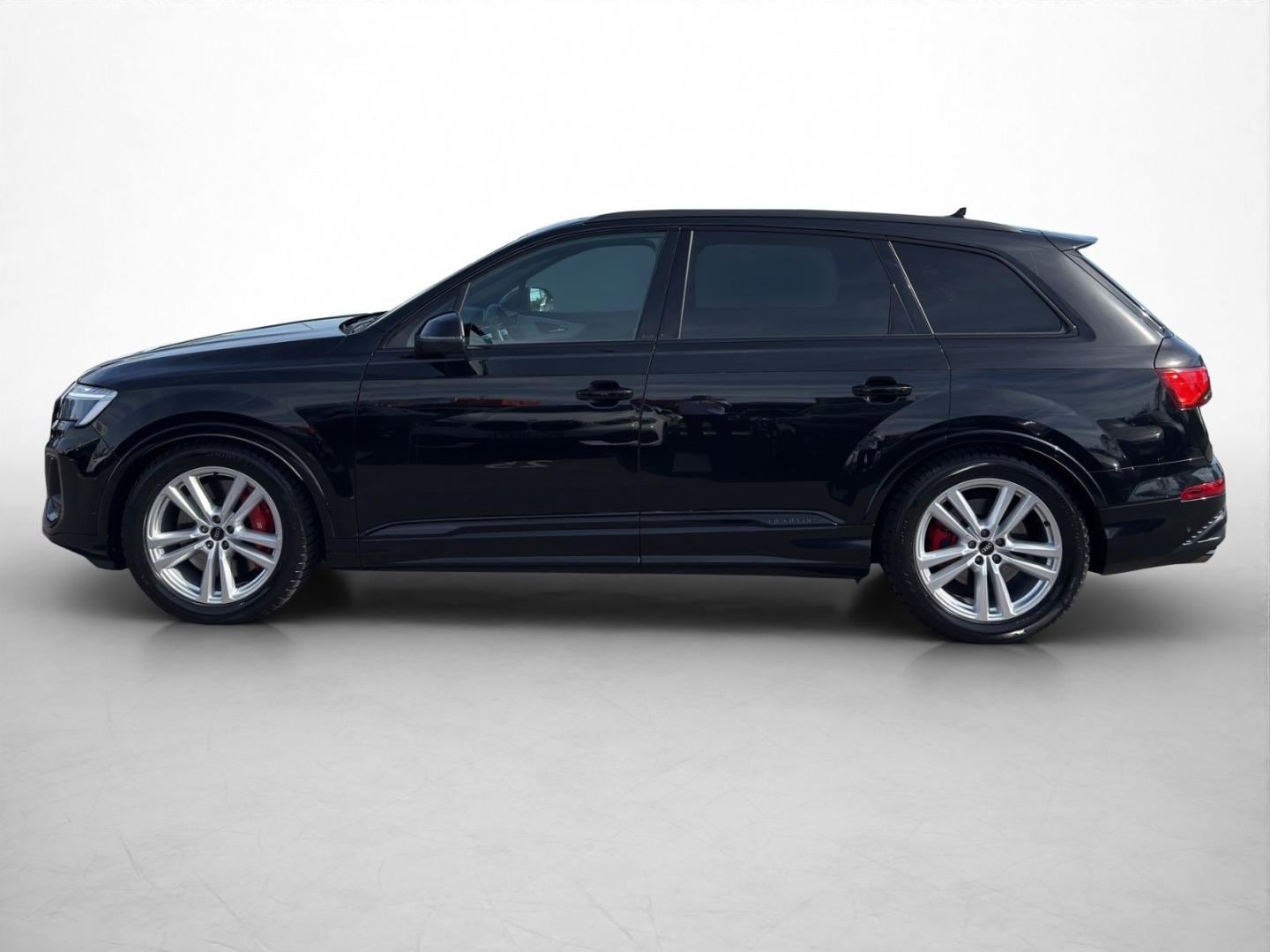 Bild über Audi SQ7 SUV TFSI quattro 373 kW tiptronic - für weitere Informationen kontaktieren Sie den Audi Partner