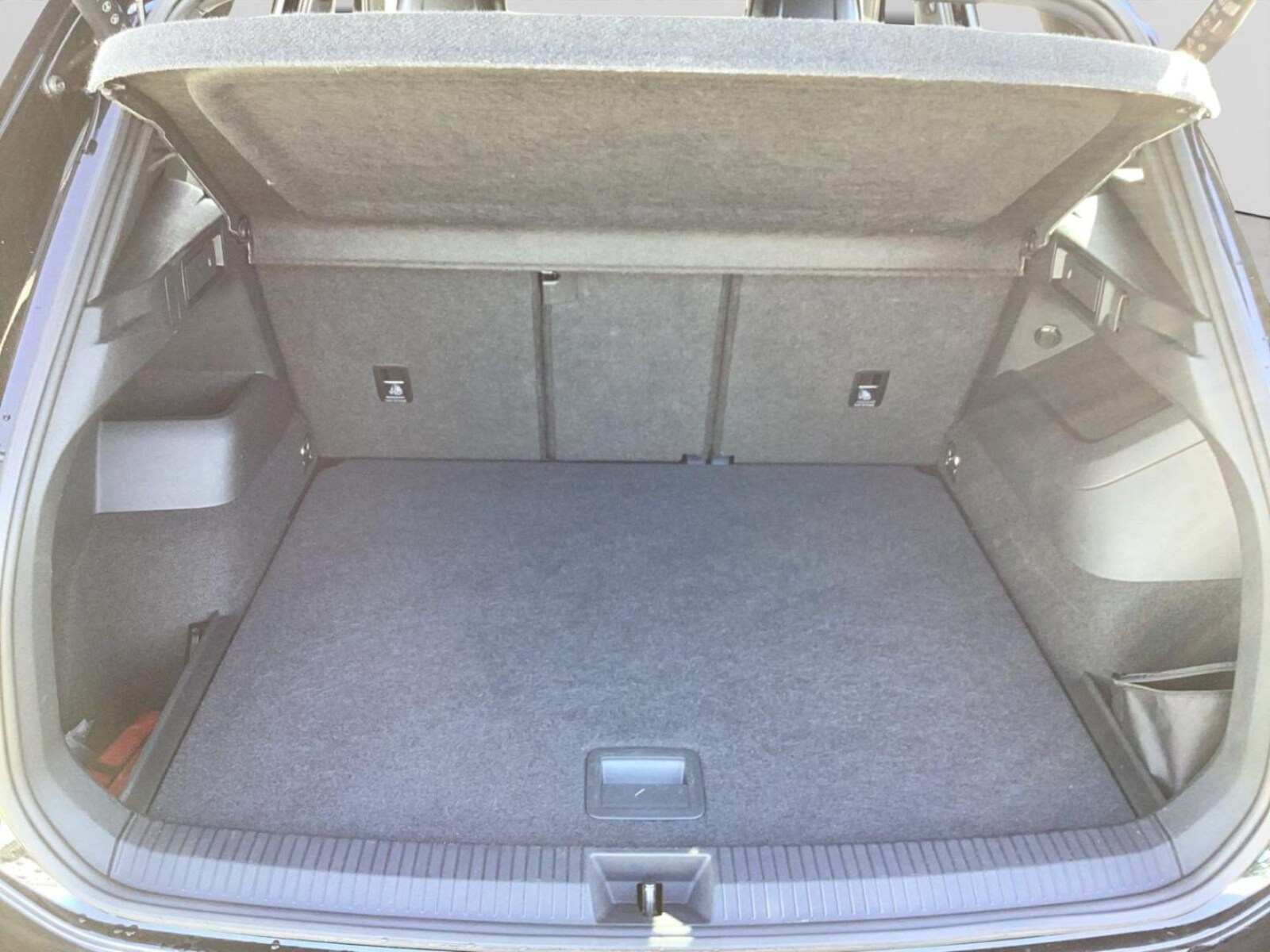 Volkswagen Tiguan – Bild 17