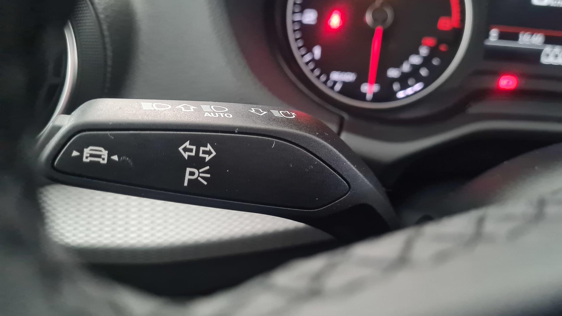 Image about Audi Q2 Advanced 30 TFSI 81 kW (110 CV) 6 vel.