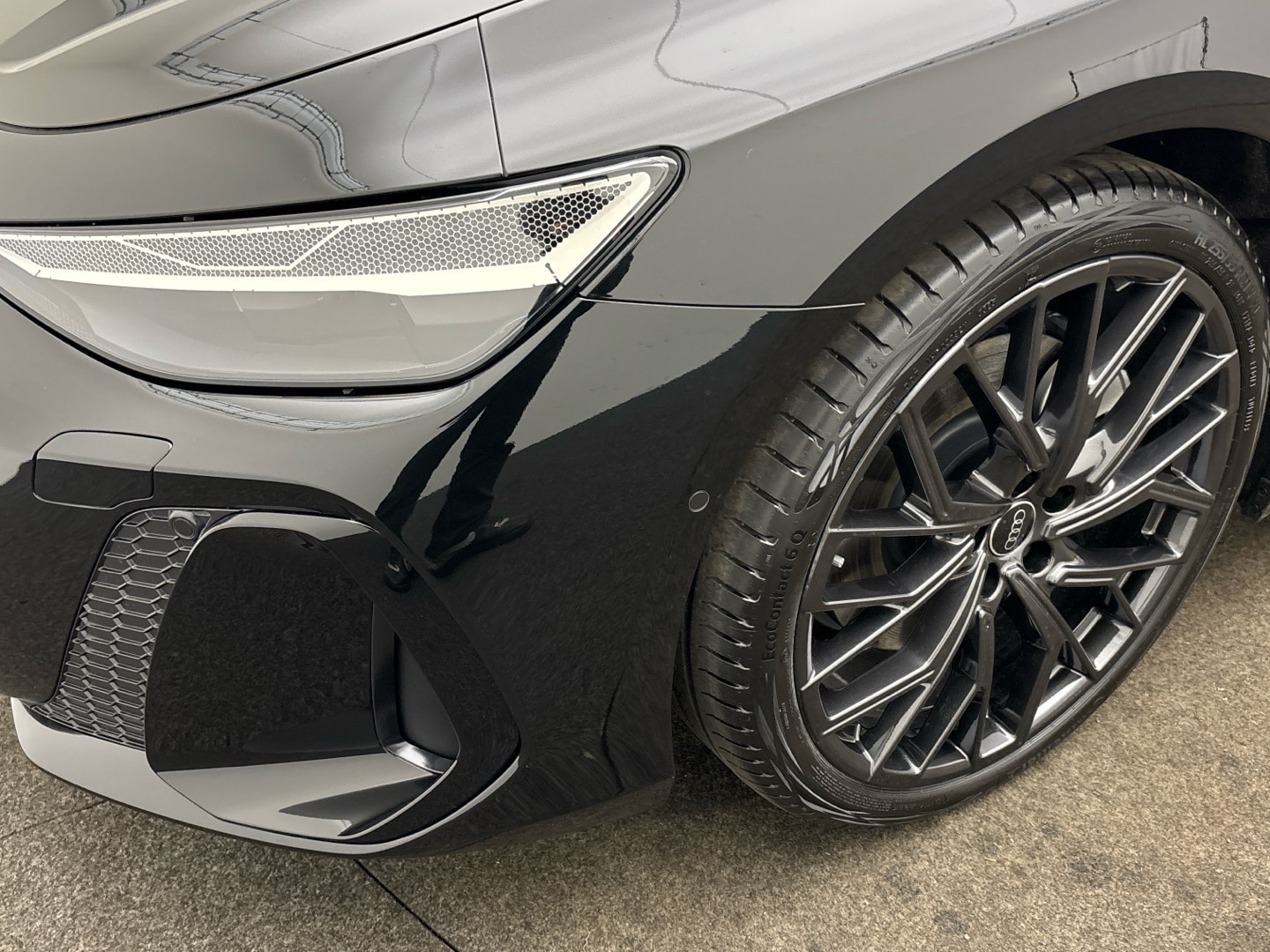 Bild über Audi A6 Avant edition one TDI quattro 220 kW S tronic - für weitere Informationen kontaktieren Sie den Audi Partner