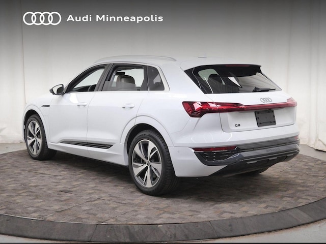 2024 Audi Q8 e-tron