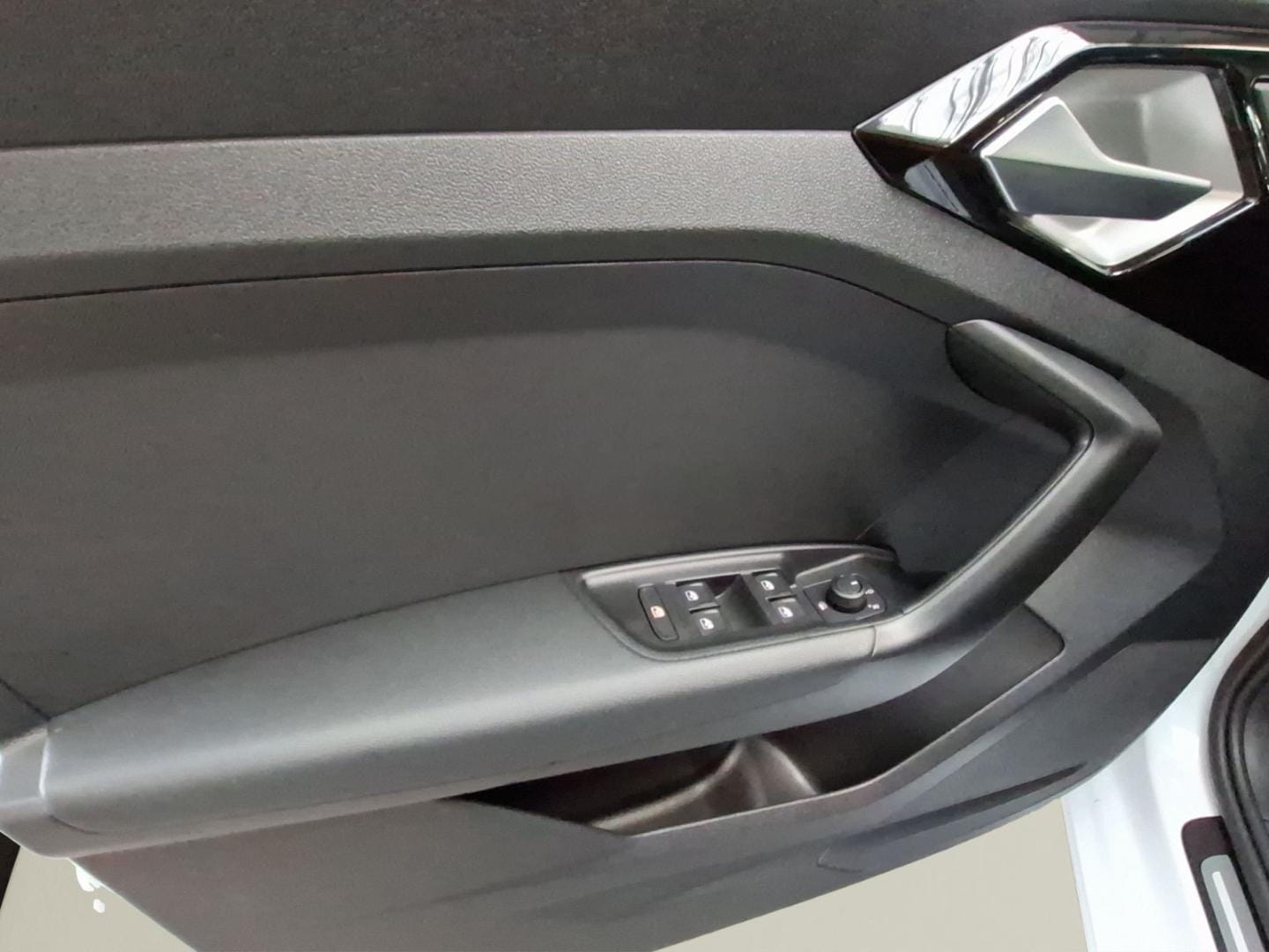 Bild über Audi A1 Sportback advanced 30 TFSI S tronic - für weitere Informationen kontaktieren Sie den Audi Partner