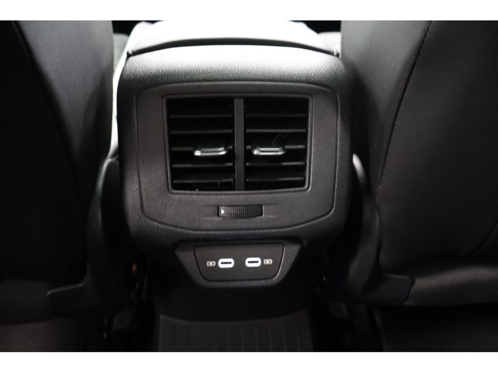 Volkswagen T-Roc – Bild 13