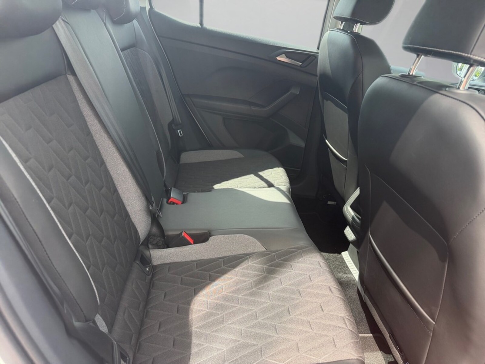 Volkswagen T-Cross – Bild 12