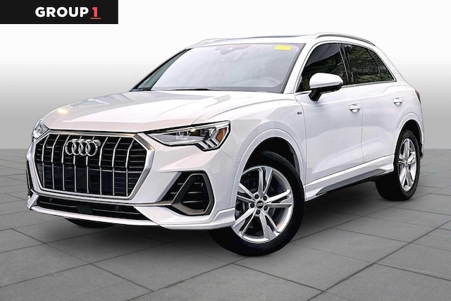 2022 Audi Q3