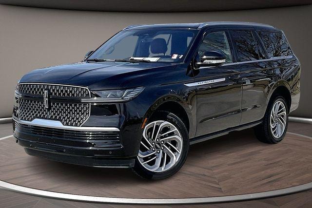 Photo of 2025 Lincoln Navigator