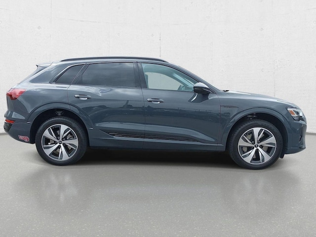 2024 Audi Q8 e-tron