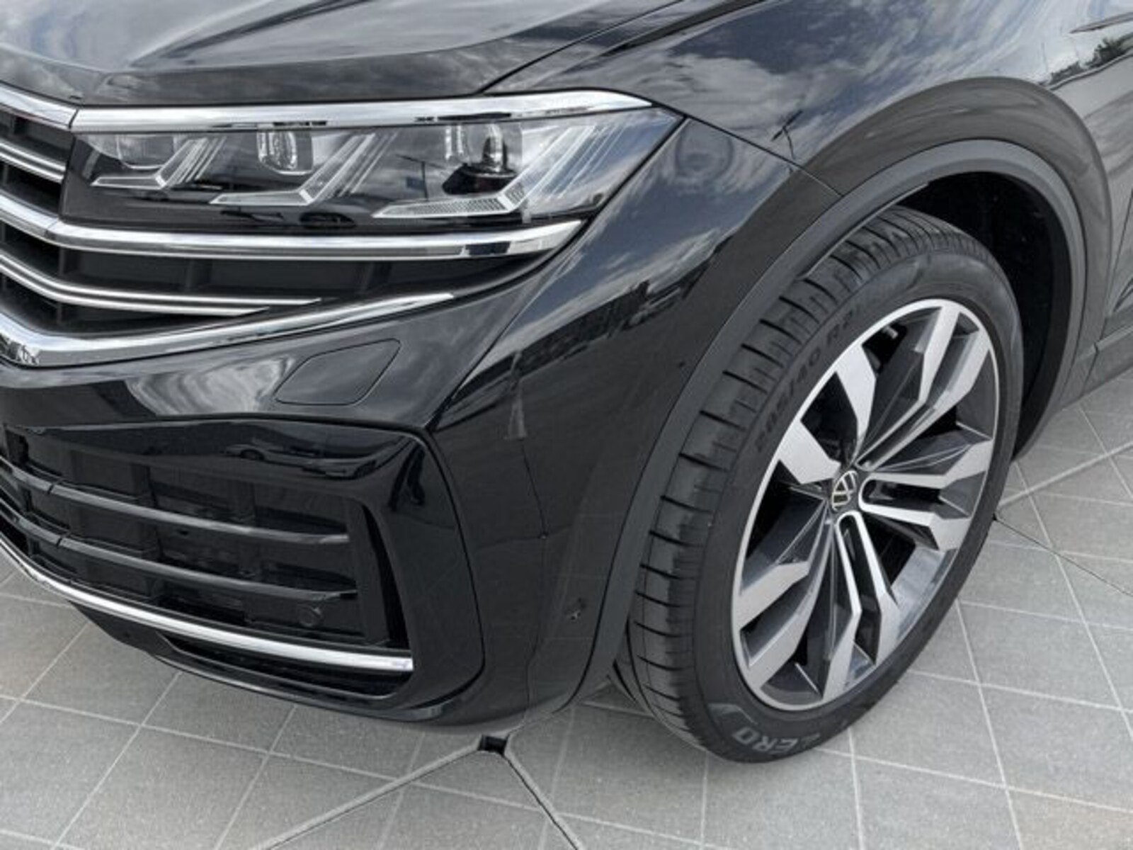 Volkswagen Touareg – Bild 8